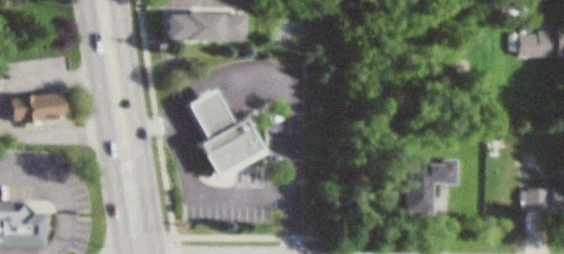 1075 Grn Bay Rd