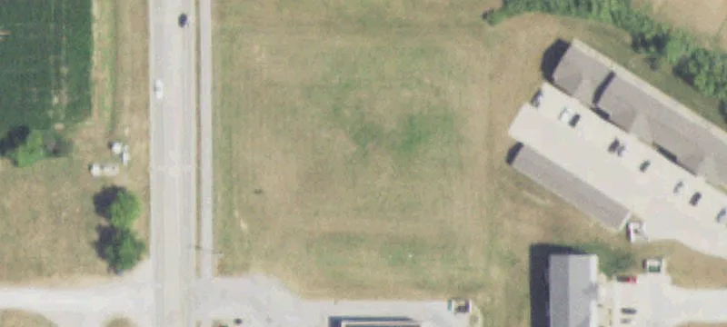 701 Cummings Ln