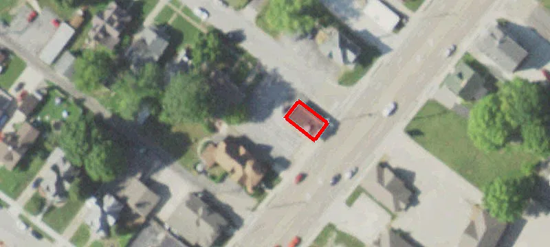 827 Vandalia St