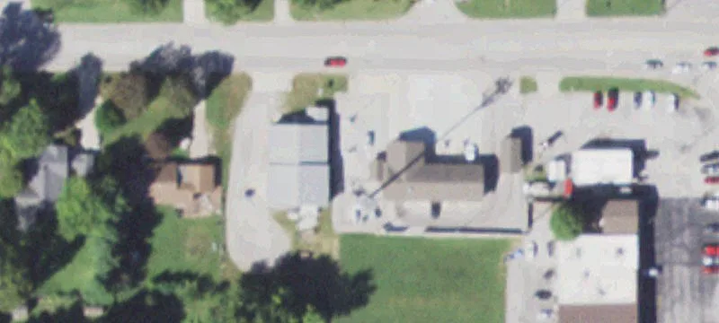 121 Airline Dr