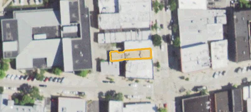 5128 Main St