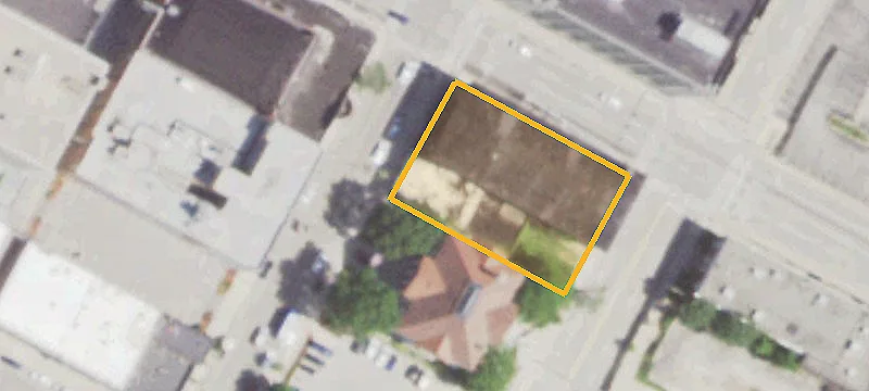 221 Main St