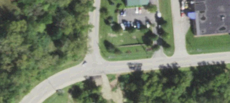 6 Lk Marian Rd