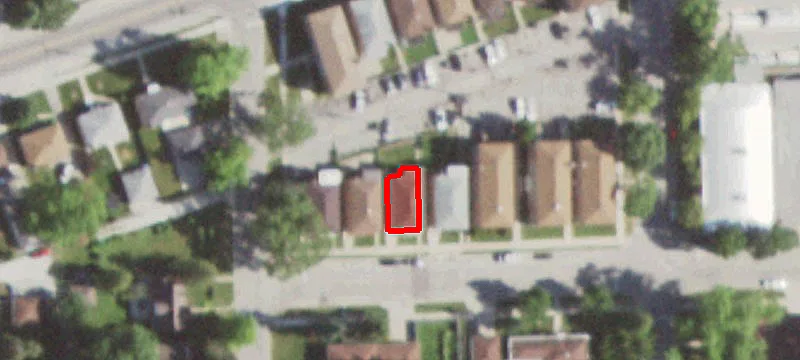 4350 Warren Ave