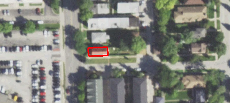 1108 Des Plaines Ave