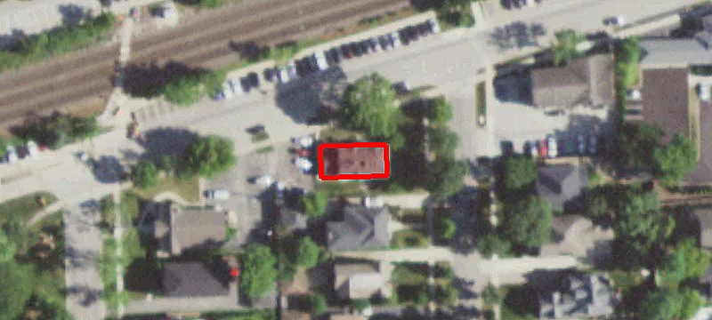 1105 Burlington Ave