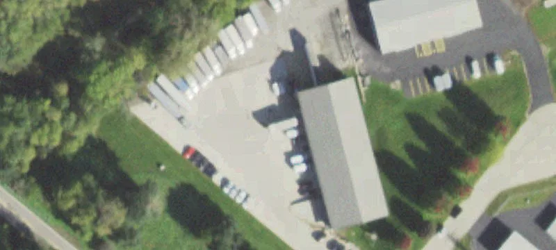 3203 Lakeside Ct