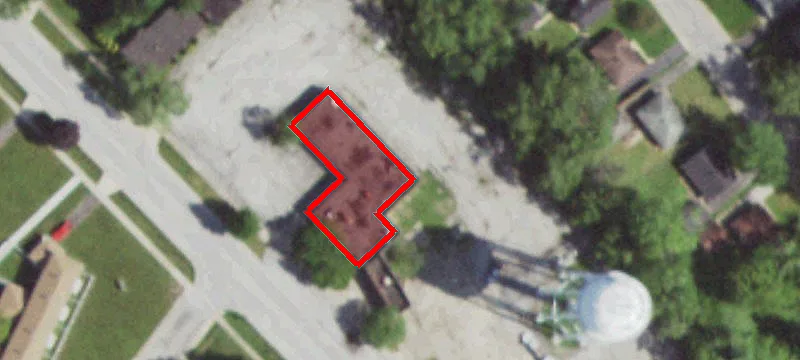 218 Blackhawk Dr