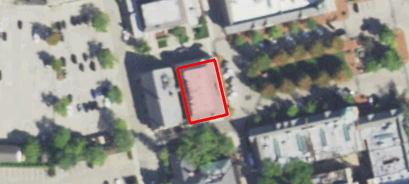 682 Bank Ln