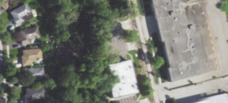 222 Northfield Rd