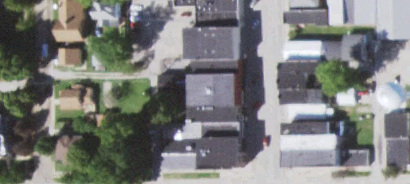 313 315th S Locust St
