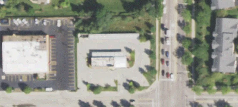 590 Barrington Rd