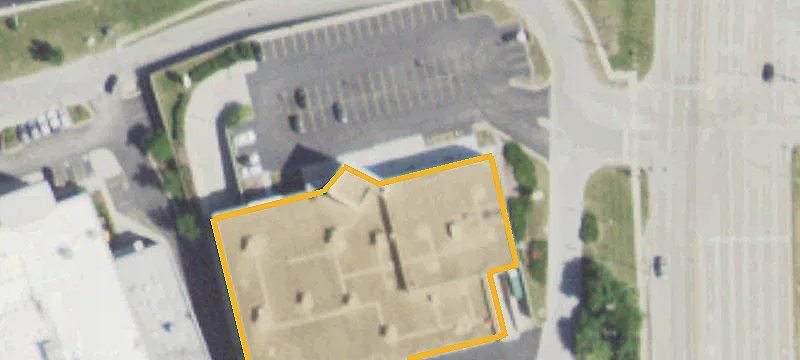2900 Highland Ave