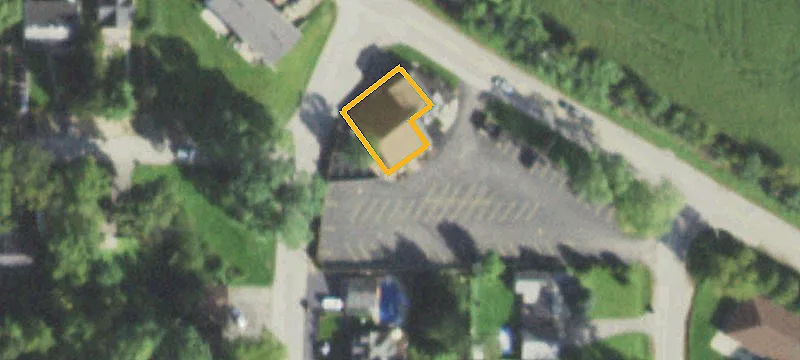 3018 Hickory Dr