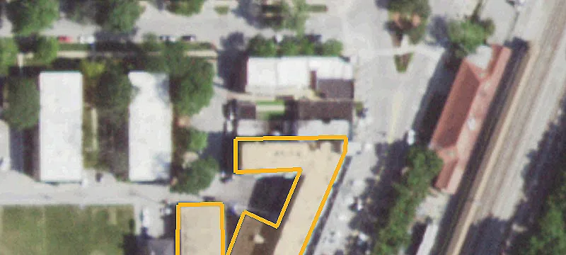 1036 Sterling Ave