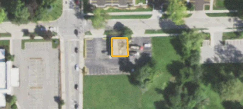 1825 Main St