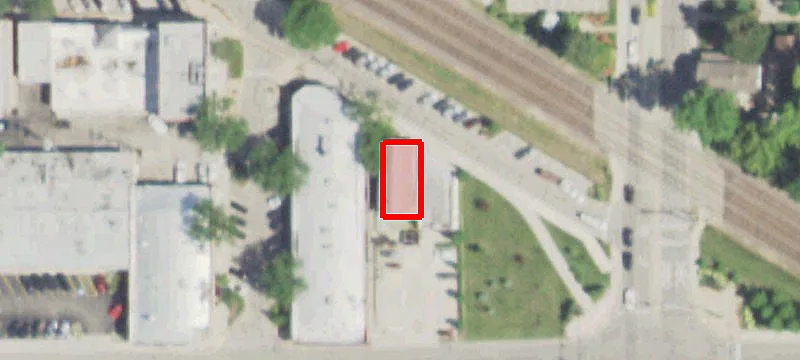 21 Railroad Ave