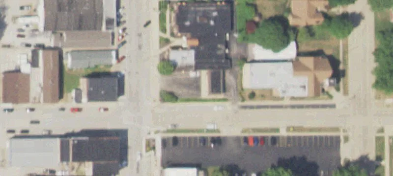 140 Sampson St