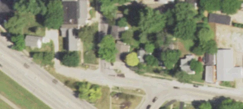 101 Main St