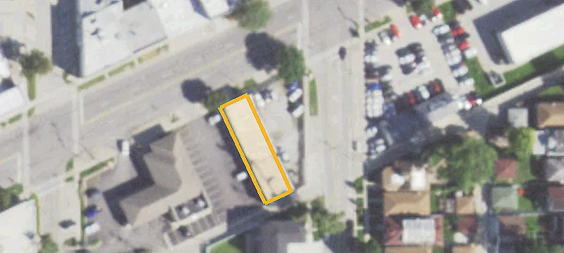 6600 Ogden Ave