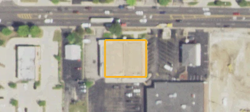 483 Roosevelt Rd