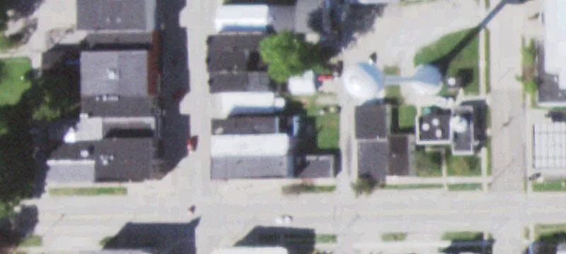 320 Locust St