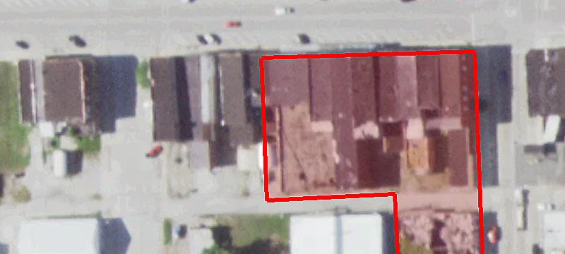 211 Main St