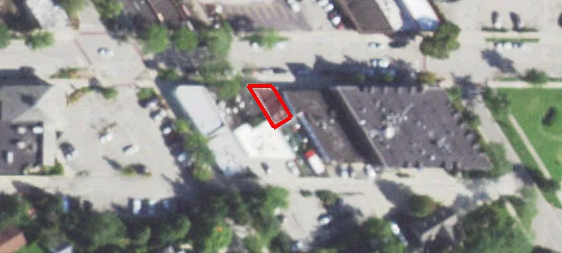 582 Roger Williams Ave