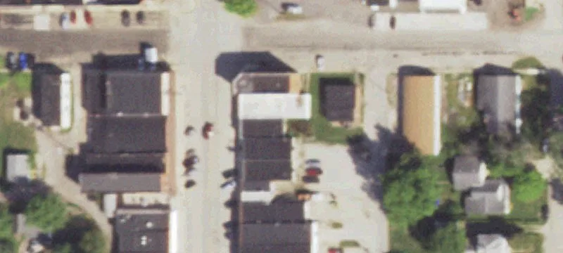 106 3rd St
