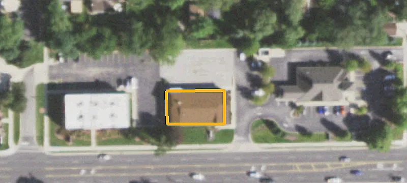 605 Roosevelt Rd