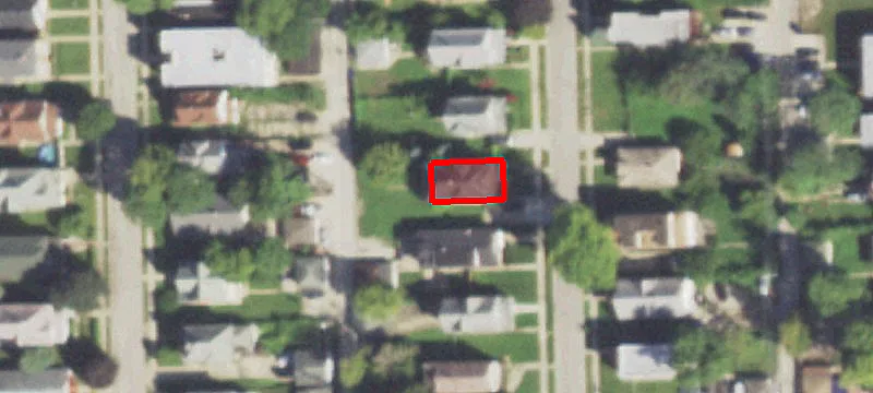 18 16th Ave