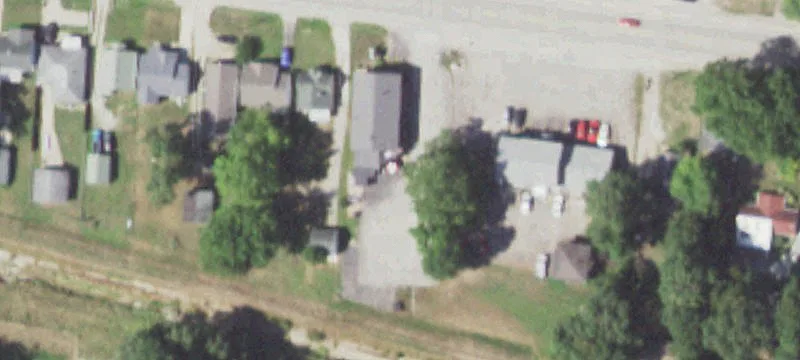 800 Mdw Ave