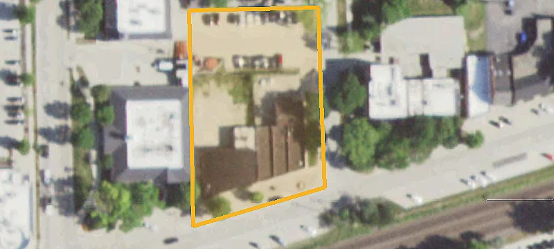 700 Hillgrove Ave