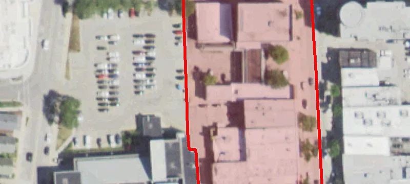 5112 Main St