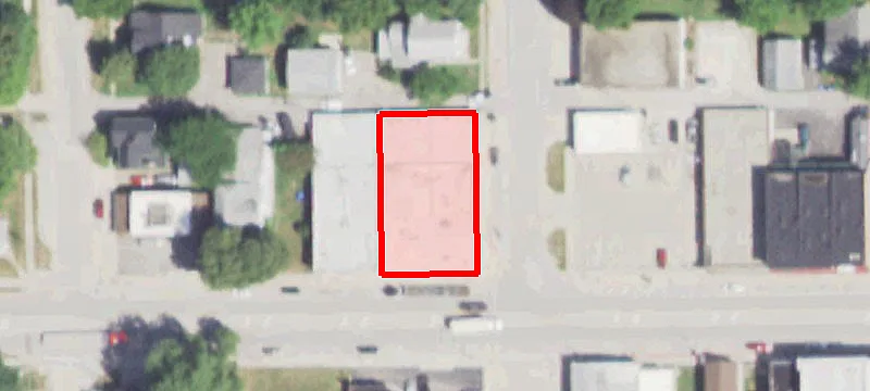 210 Lincoln Ave