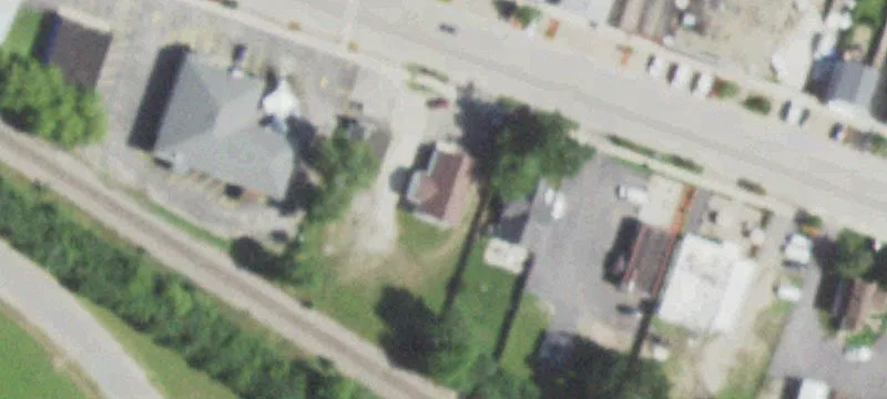 121 Main St