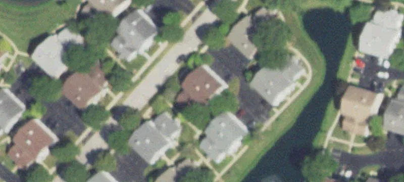 433 Lk Shr Dr