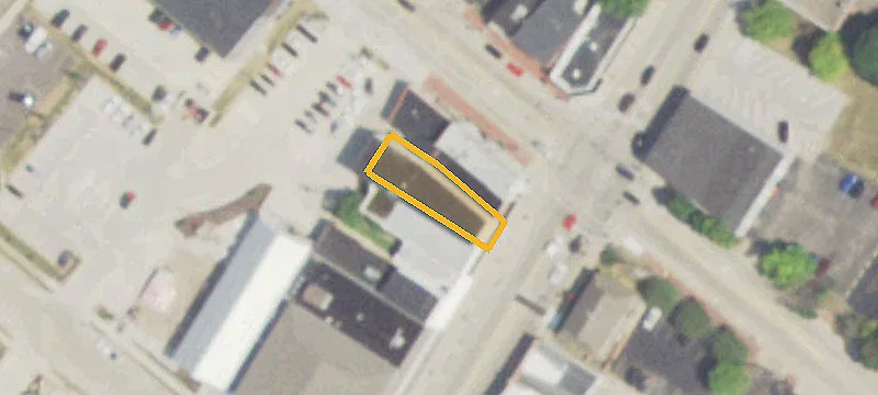 109 Main St