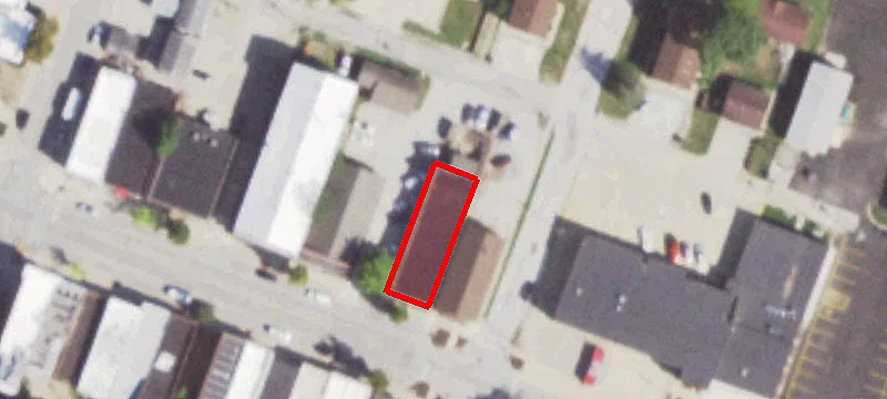412 Main St