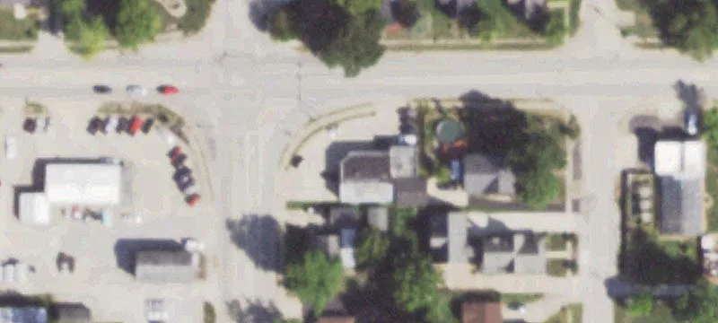 101 Oak St