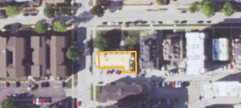 303 John St