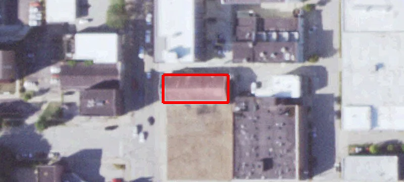 512 Neil St