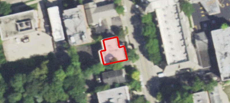 582 Oakwood Ave