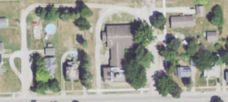 301 Main St