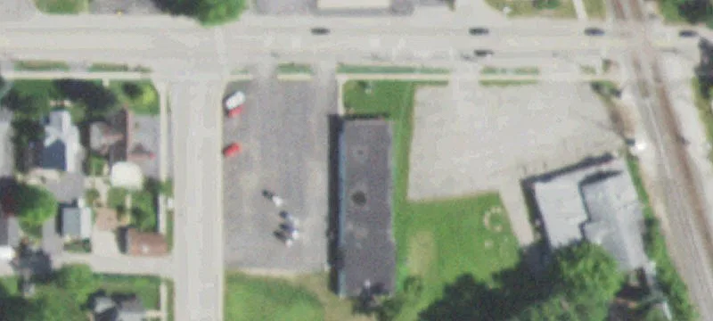 121 Grand Ave