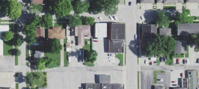 1218 Main St