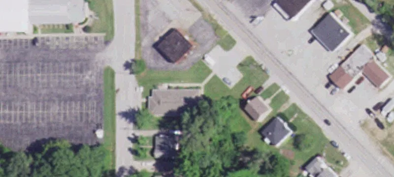 2463 Henry St