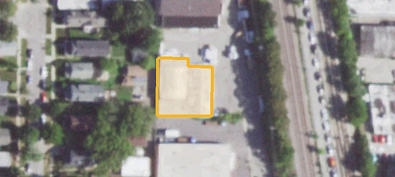 942 Custer Ave