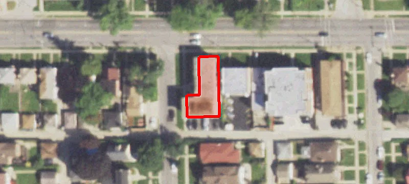 9121 Grand Ave