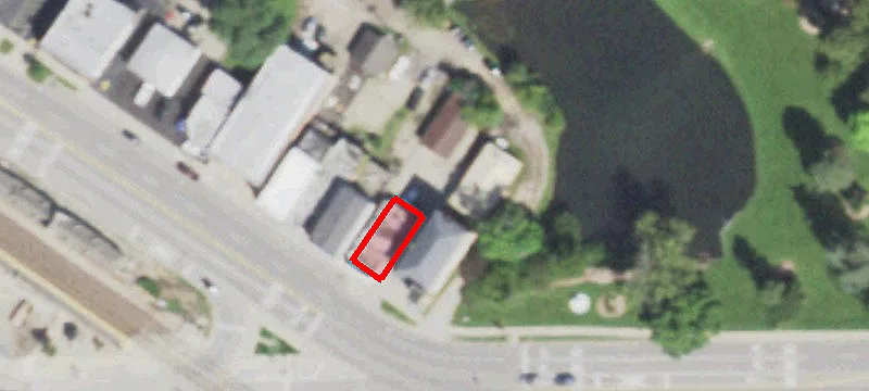 40 Crystal St